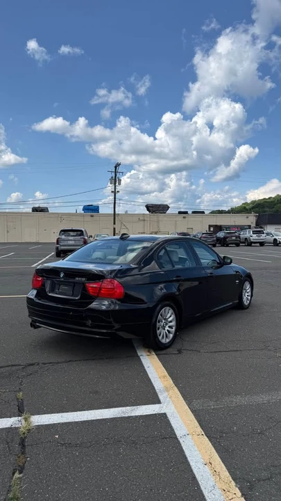 2009 BMW E90 3 Series Sedan - Image 5 of 12