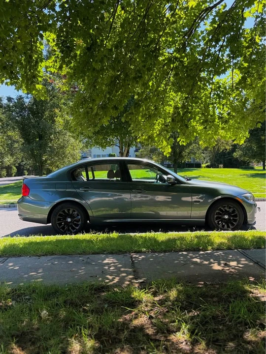 2009 BMW E90 3 Series Sedan - Image 8 of 13