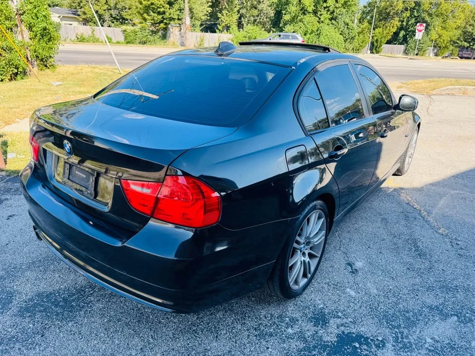 2009 BMW E90 3 Series Sedan - Image 5 of 18