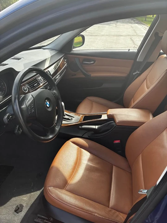 2009 BMW E90 3 Series Sedan - Image 5 of 9