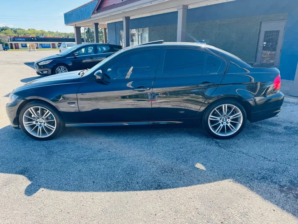 2009 BMW E90 3 Series Sedan - Image 8 of 18