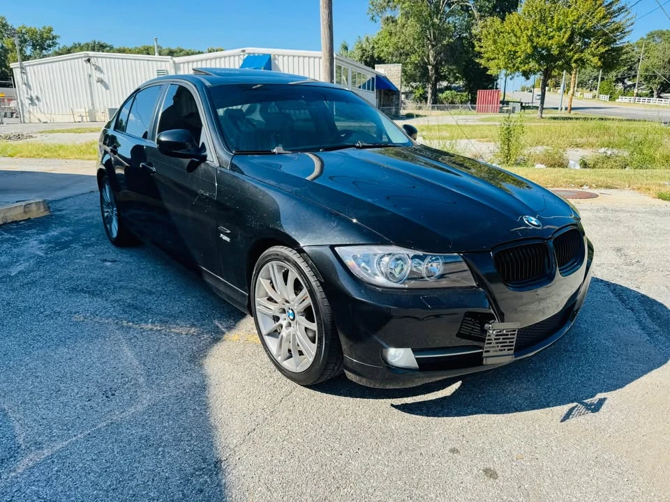 2009 BMW E90 3 Series Sedan - Image 3 of 18