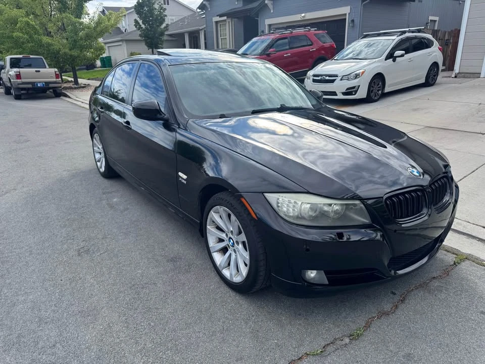 2009 BMW E90 3 Series Sedan - Image 3 of 7
