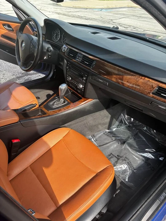 2009 BMW E90 3 Series Sedan - Image 8 of 9