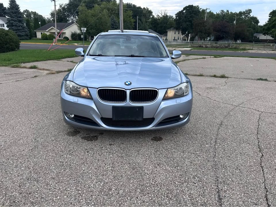 2009 BMW E90 3 Series Sedan - Image 8 of 20