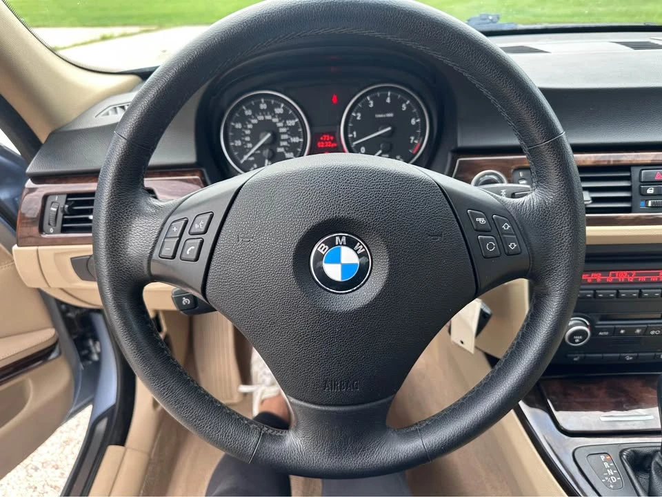 2009 BMW E90 3 Series Sedan - Image 10 of 20