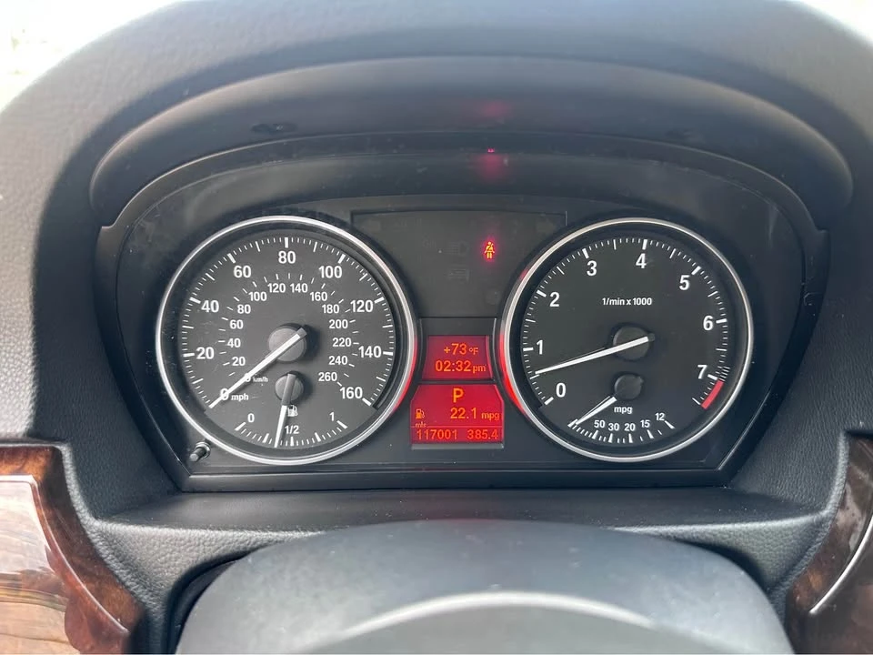 2009 BMW E90 3 Series Sedan - Image 9 of 20
