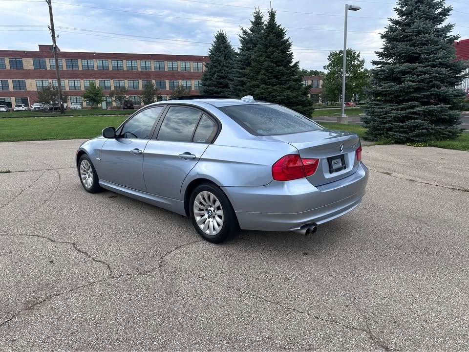2009 BMW E90 3 Series Sedan - Image 5 of 20