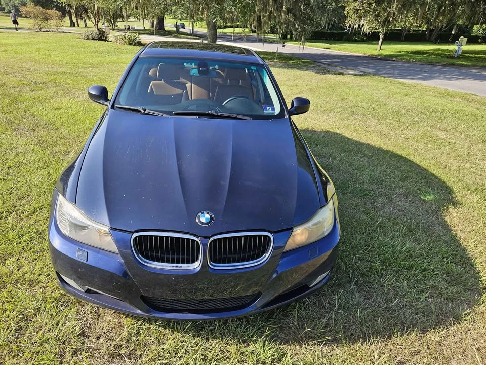 2009 BMW E90 3 Series Sedan - Image 3 of 10