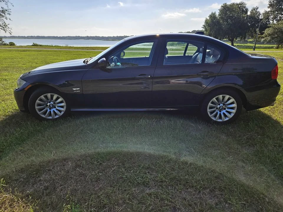 2009 BMW E90 3 Series Sedan - Image 4 of 10