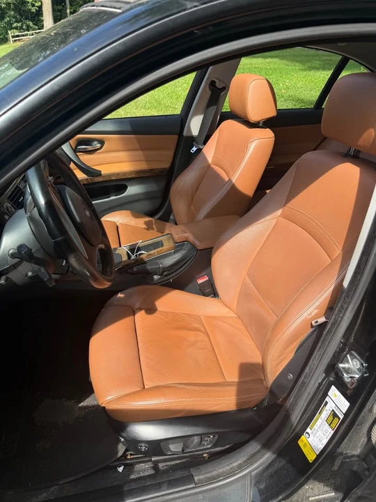 2009 BMW E90 3 Series Sedan - Image 7 of 10
