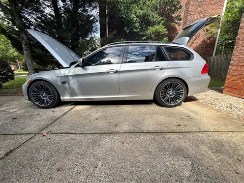 2009 BMW 3 Series 328i xDrive Sport Wagon 4D