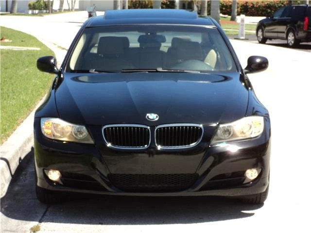 2009 BMW E90 3 Series Sedan - Image 10 of 12