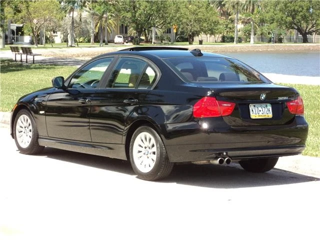 2009 BMW E90 3 Series Sedan - Image 2 of 12