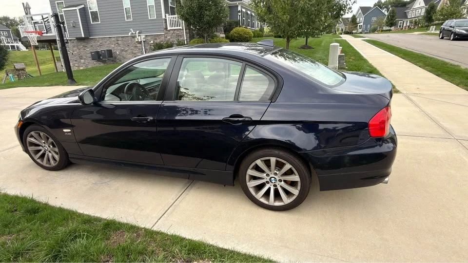 2009 BMW E90 3 Series Sedan - Image 6 of 9