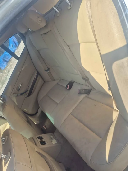 2009 BMW E90 3 Series Sedan - Image 6 of 11