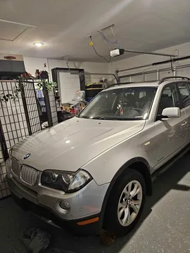2009 BMW 3 Series 330i xDrive Sedan