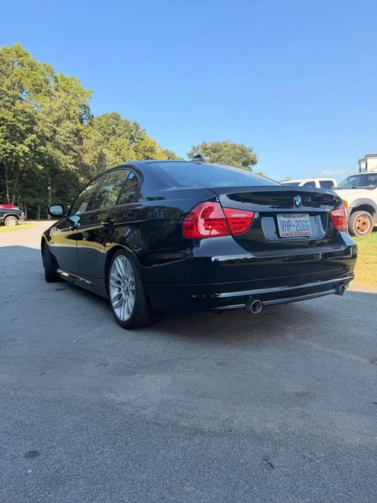 2009 BMW E90 3 Series Sedan - Image 5 of 9