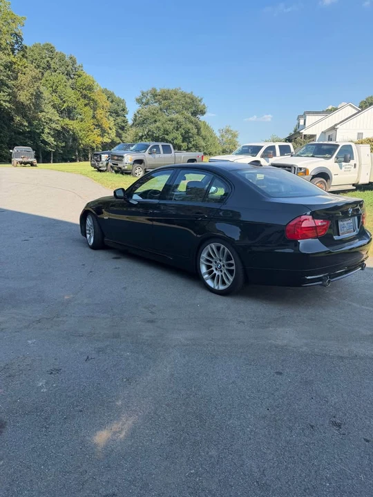 2009 BMW E90 3 Series Sedan - Image 4 of 9