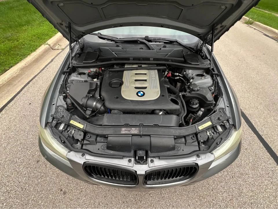 2009 BMW E90 335i Sedan - Image 18 of 19