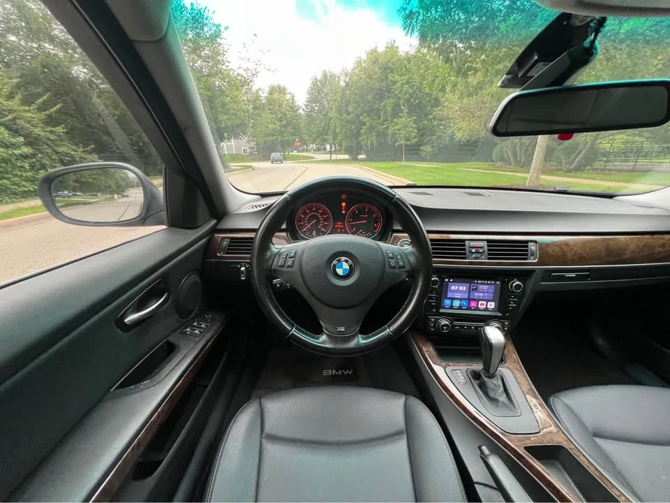 2009 BMW E90 335i Sedan - Image 16 of 19