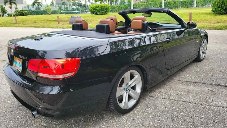 2009 BMW E93 335i Convertible - Image 15 of 20