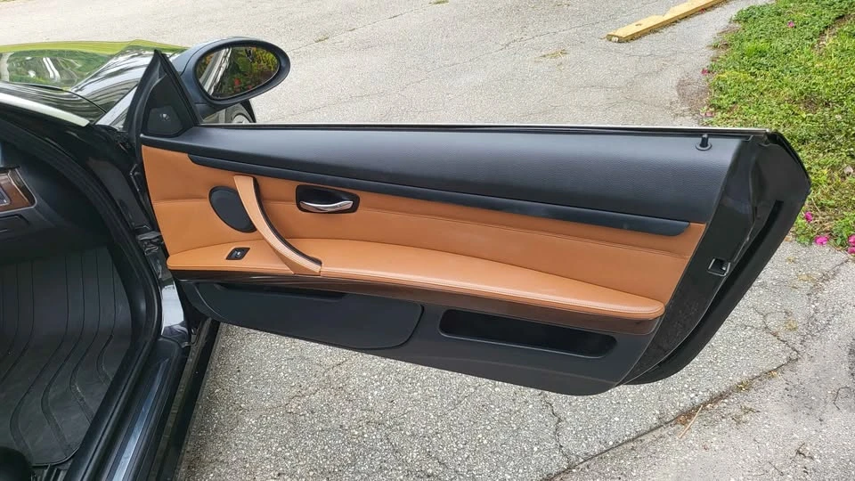 2009 BMW E93 335i Convertible - Image 10 of 20