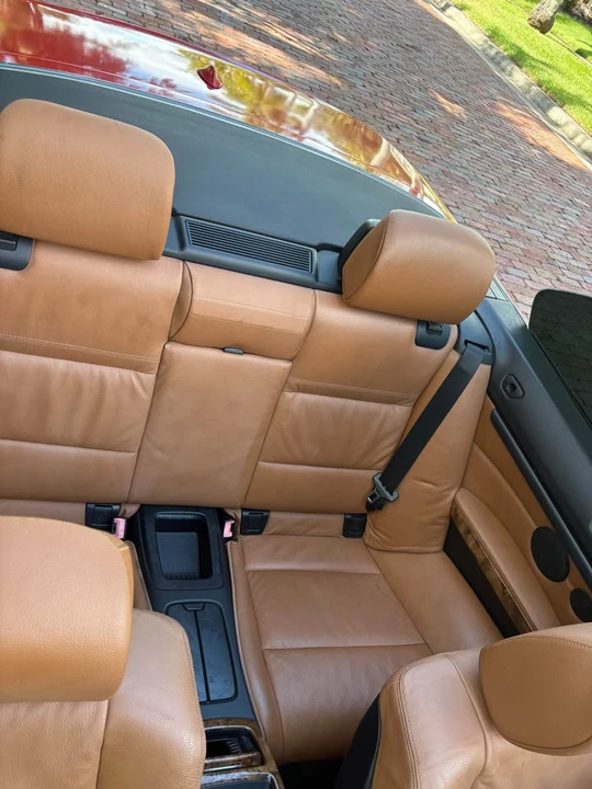 2009 BMW E93 335i Convertible - Image 8 of 8