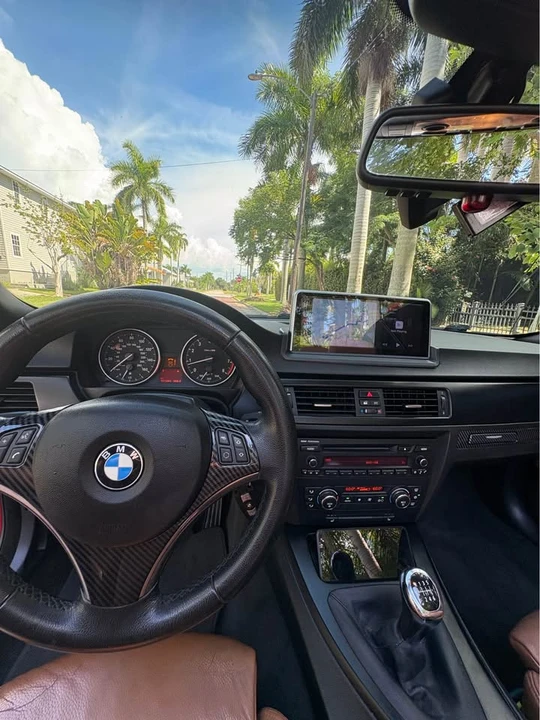 2009 BMW E93 335i Convertible - Image 7 of 8