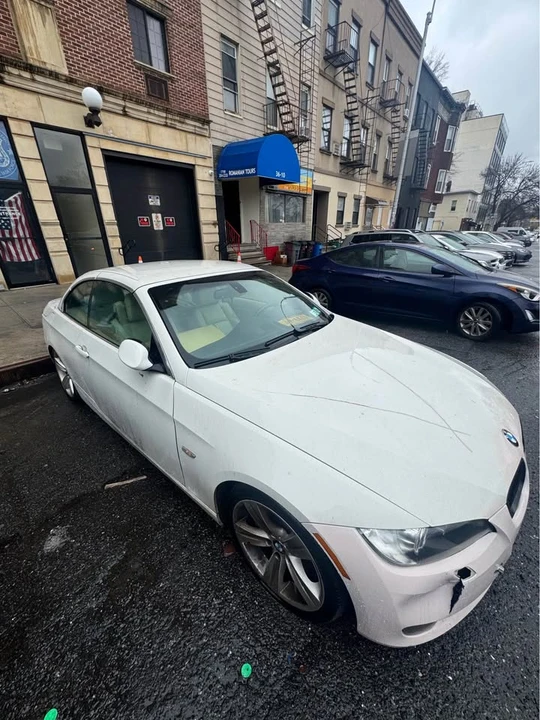 2009 BMW E93 335i Convertible - Image 7 of 7