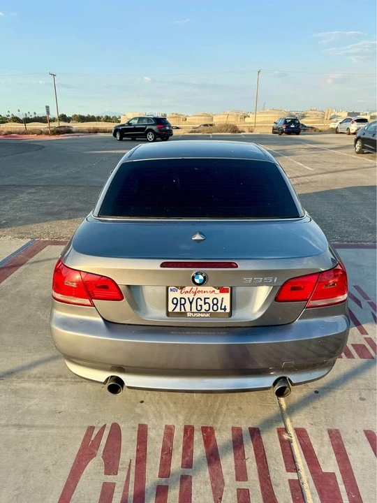 2009 BMW E93 335i Convertible - Image 2 of 16