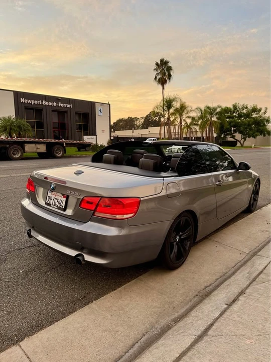 2009 BMW E93 335i Convertible - Image 14 of 16