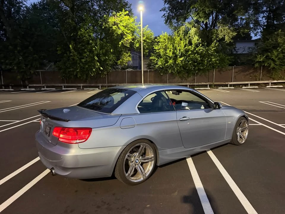 2009 BMW E93 335i Convertible - Image 3 of 18