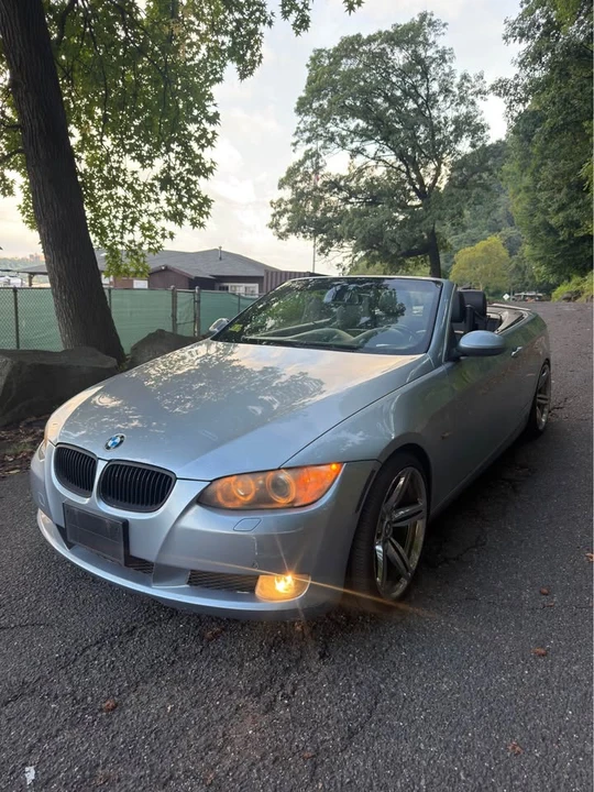 2009 BMW E93 335i Convertible - Image 11 of 18