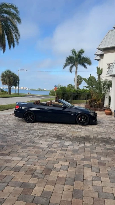 2009 BMW E93 335i Convertible - Image 6 of 14