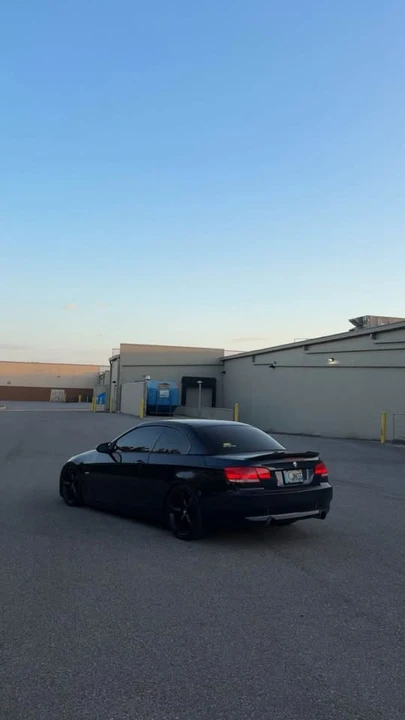 2009 BMW E93 335i Convertible - Image 4 of 14