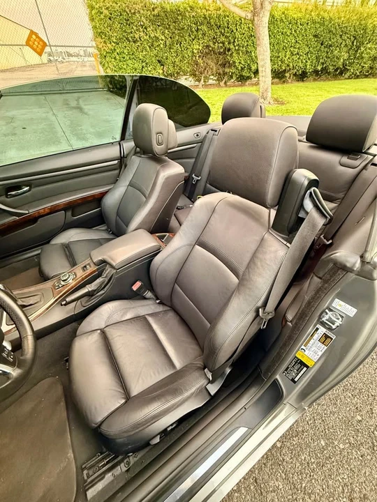 2009 BMW E93 335i Convertible - Image 13 of 16