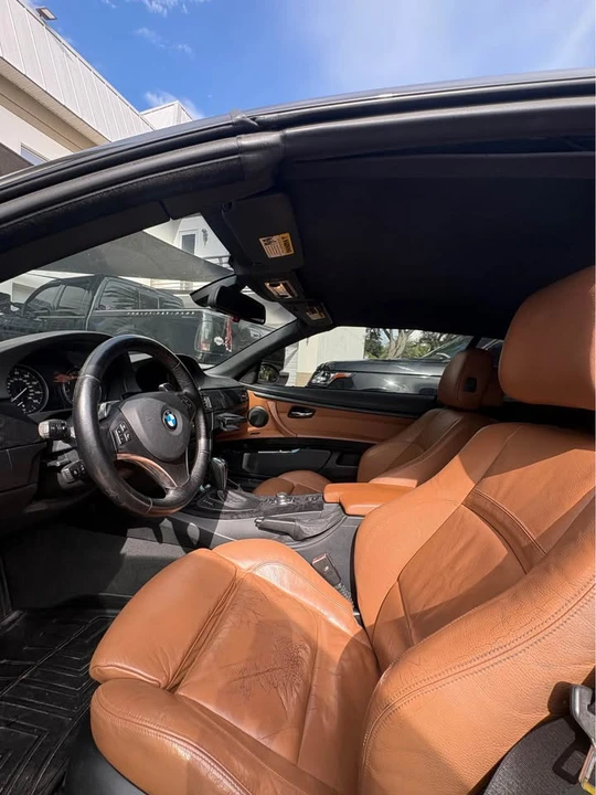 2009 BMW E93 335i Convertible - Image 9 of 14