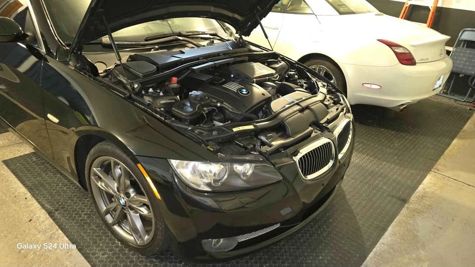 2009 BMW E93 335i Convertible - Image 4 of 20