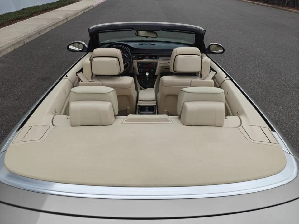 2009 BMW E93 335i Convertible - Image 13 of 20