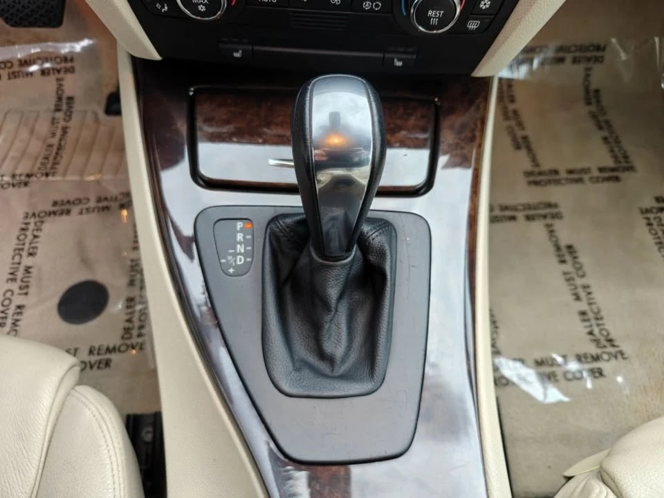 2009 BMW E93 335i Convertible - Image 19 of 20
