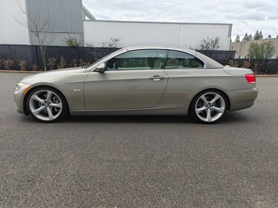 2009 BMW E93 335i Convertible - Image 5 of 20