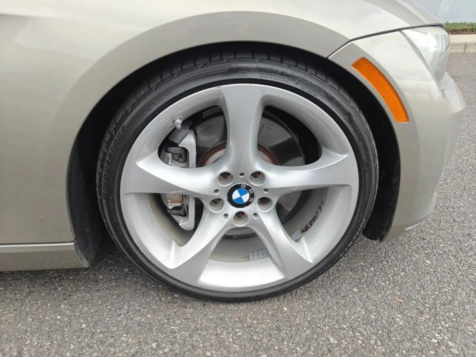 2009 BMW E93 335i Convertible - Image 14 of 20