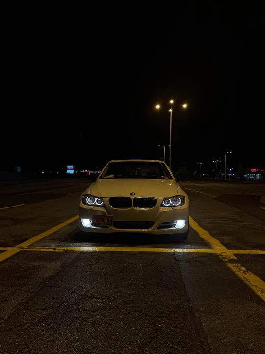 2009 BMW E90 335i Sedan - Image 2 of 5