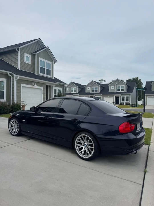 2009 BMW E90 335i Sedan - Image 4 of 6