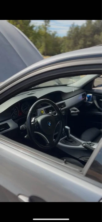 2009 BMW E90 335i Sedan - Image 2 of 2