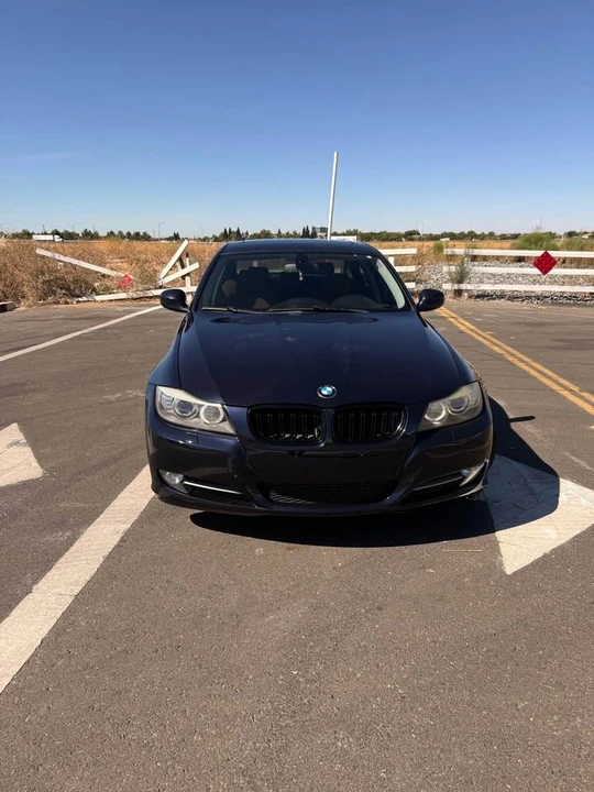 2009 BMW E90 335i Sedan - Image 9 of 11