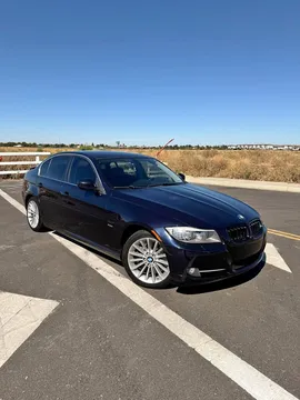 2009 BMW 3 Series 335i xDrive Sedan 4D