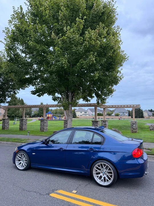 2009 BMW E90 335i Sedan - Image 2 of 5