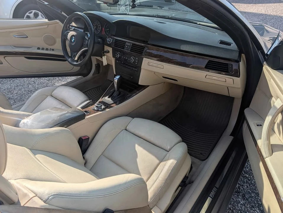 2009 BMW E93 335i Convertible - Image 7 of 12